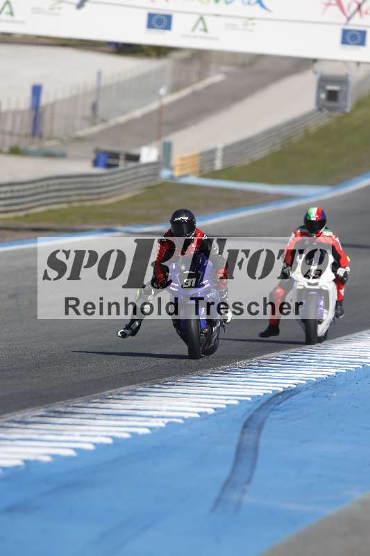 /Archiv-2024/02 29.01.-02.02.2024 Moto Center Thun Jerez/Gruppe gelb-yellow/31